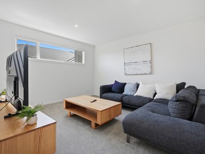 14 Pimelea Close, George Town