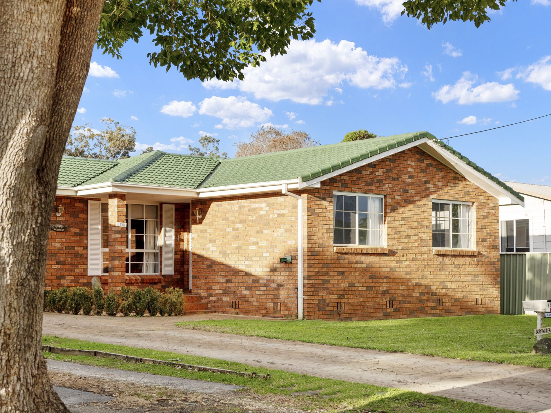 16 Thistleton Drive, Burrill Lake