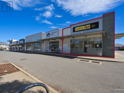 8 / 2 Brushfoot Boulevard, Success