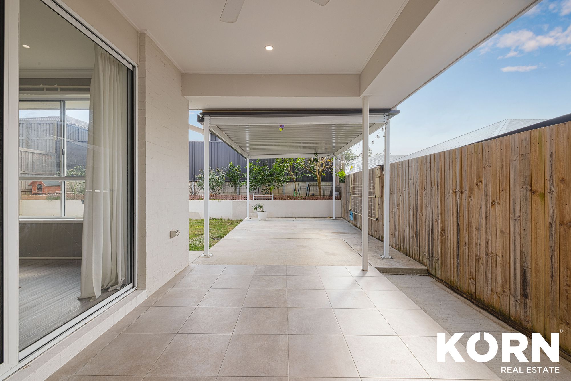 22 Tanzanite Street, Pallara