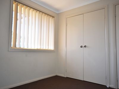 16 Dunheved Circle, Dubbo
