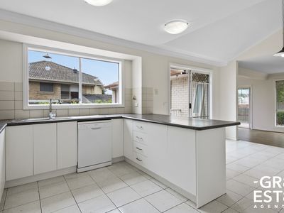 6 Scoble Place, Narre Warren