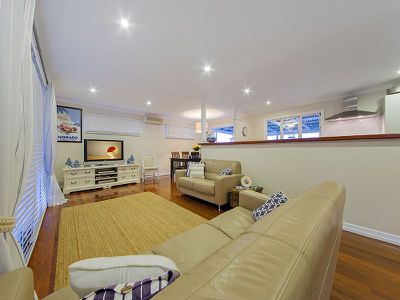 17 Bushing Street, Wynnum West