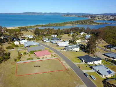 23 Trumpeter Avenue, Eden