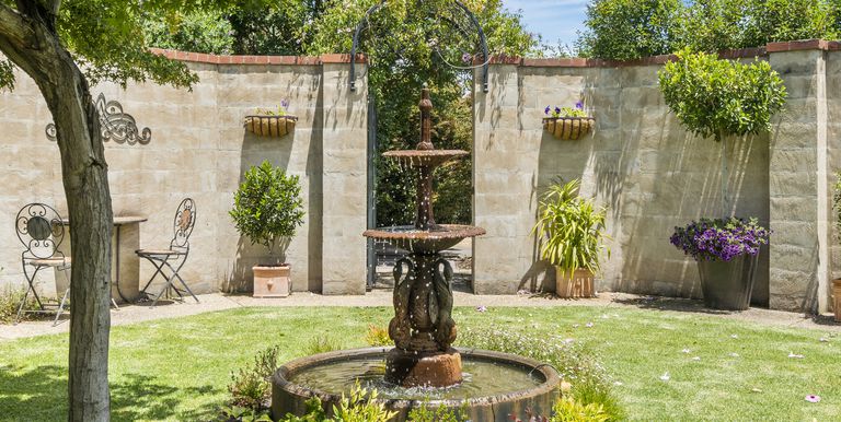 92 Binney Street, Euroa