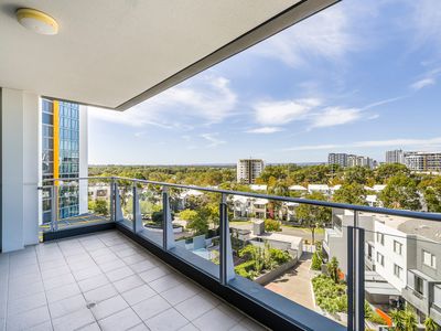 706 / 30 The Circus, Burswood