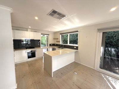 171 Somers Avenue, Macleod