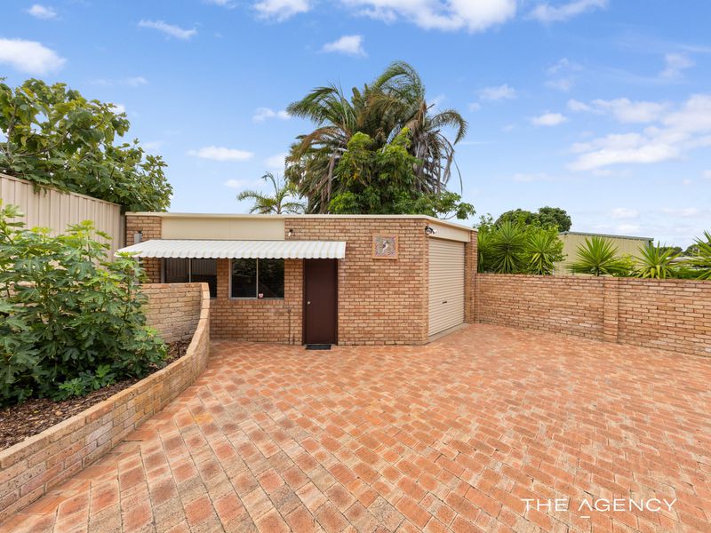 2 Priam Road, Silver Sands