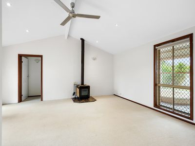 3 Trythall Place, Hannans