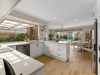 15 LEXCEN CLOSE, Berwick