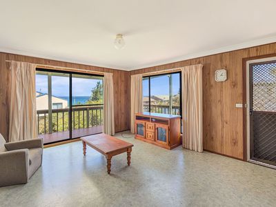 16 Kianga Parade, Kianga