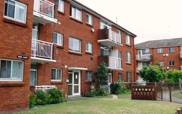 9 / 3 Barber Ave, Eastlakes