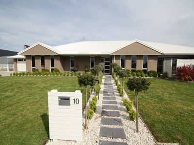10 Maxwell Place, Wynyard