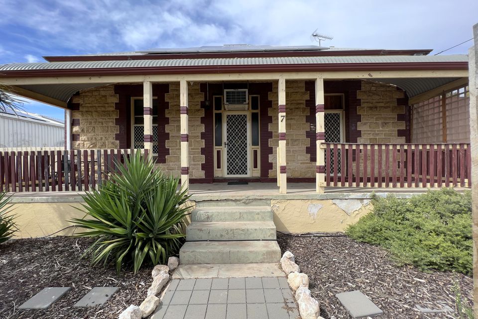 7 Edmund Terrace, Murray Bridge