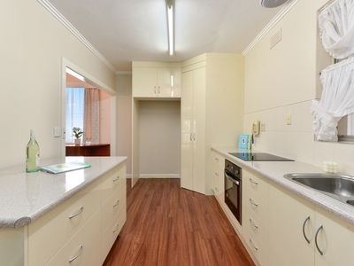 18 Sunnyside Drive, Mount Gambier