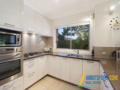 5 / 3A Blackwall Point Road, Abbotsford