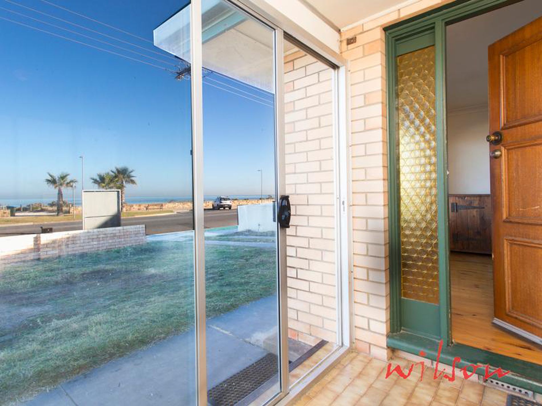 1 / 44 Seaview Road, West Beach