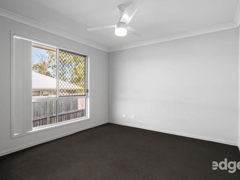 2 / 15 Pemswood Close, Deebing Heights