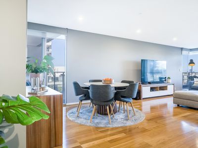 407 / 30 The Circus, Burswood