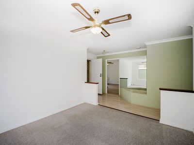 8 RAMSAY PLACE, Bibra Lake