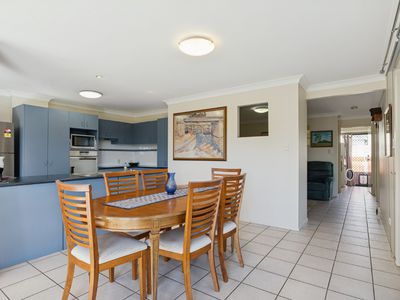 2 Leanne Close, Mcdowall