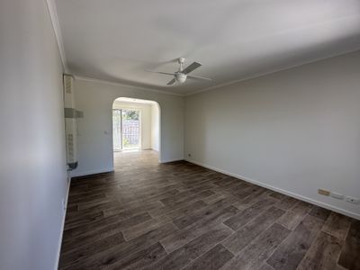 1 / 8 Galaxy Court, Whittington