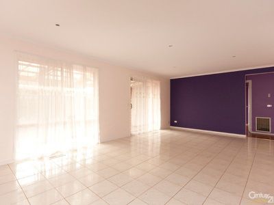 6 Pinnacle Way, Hampton Park
