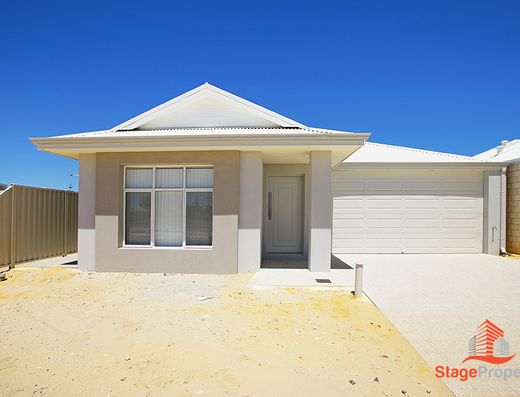 Brand New Coastal Paradise! 500M to the Beach!