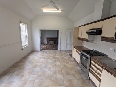 328 Myers Street, Geelong