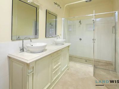 50-52 Ryan Road, Pakenham