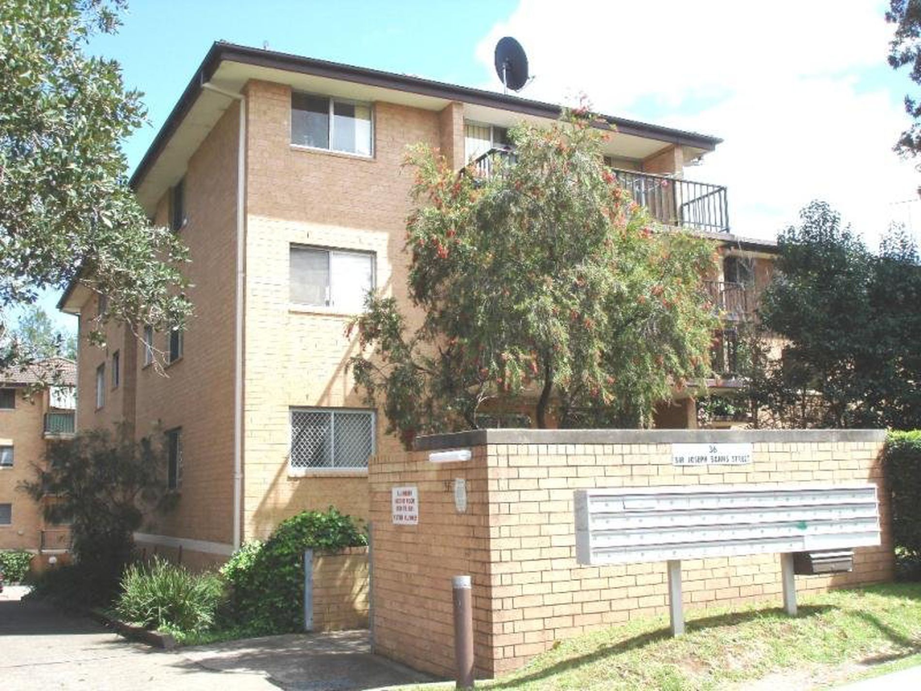 3 / 36 Sir Joseph Banks Street, Bankstown