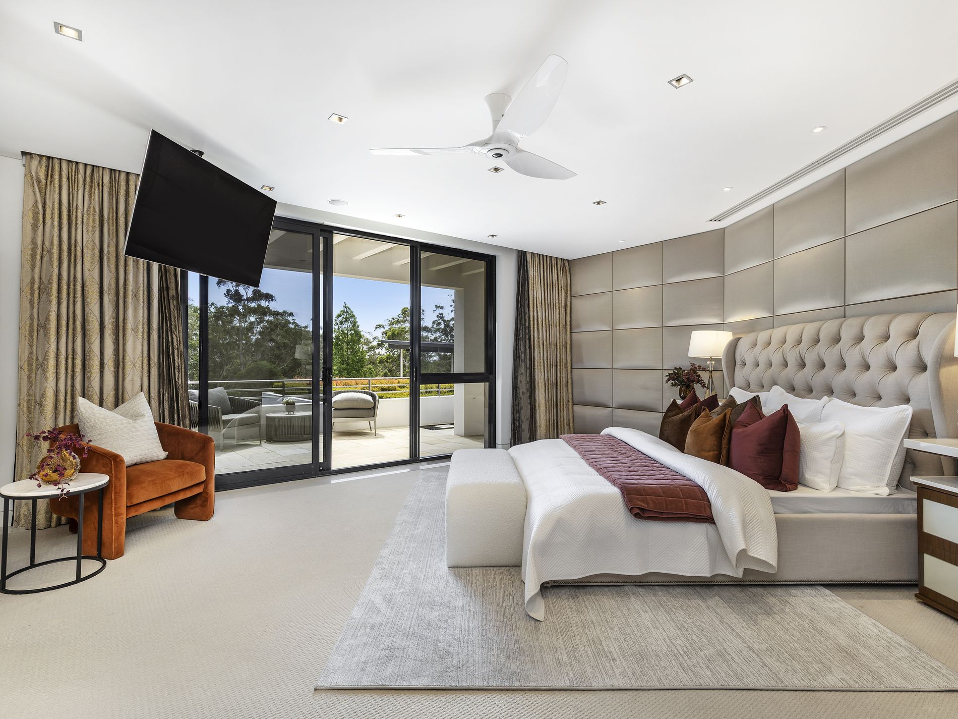 6 Gilmour Close, Glenhaven