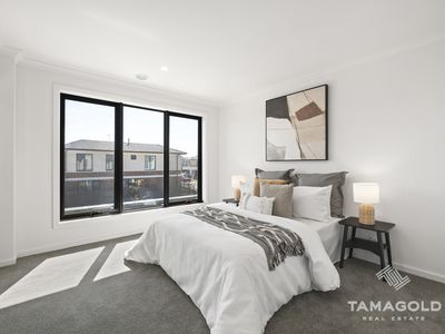 19 CRICKLEWOOD CIRCUIT, Narre Warren