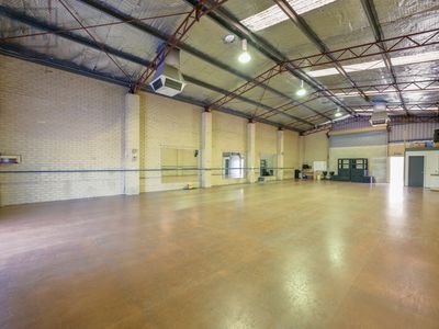 2 / 4 Pusey Road, Cockburn Central