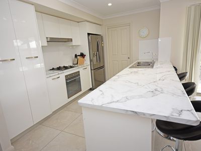 1 Apsley Crescent, Dubbo