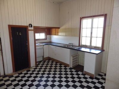 14 Edward Street, One Mile