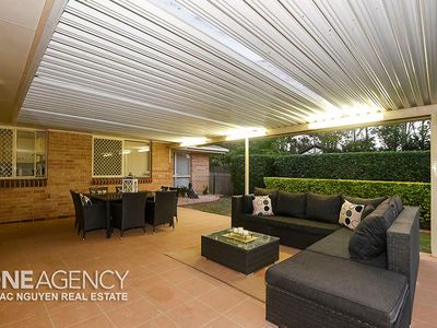 127 Clarendon Circuit, Forest Lake