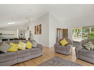 1 Hall Court, Tewantin