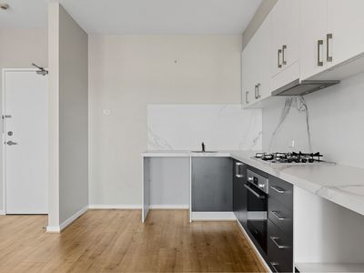 18 / 3-5 Hutton Street, Dandenong