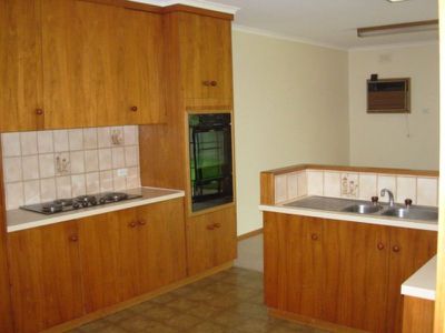 11 Dino Place, Mount Gambier