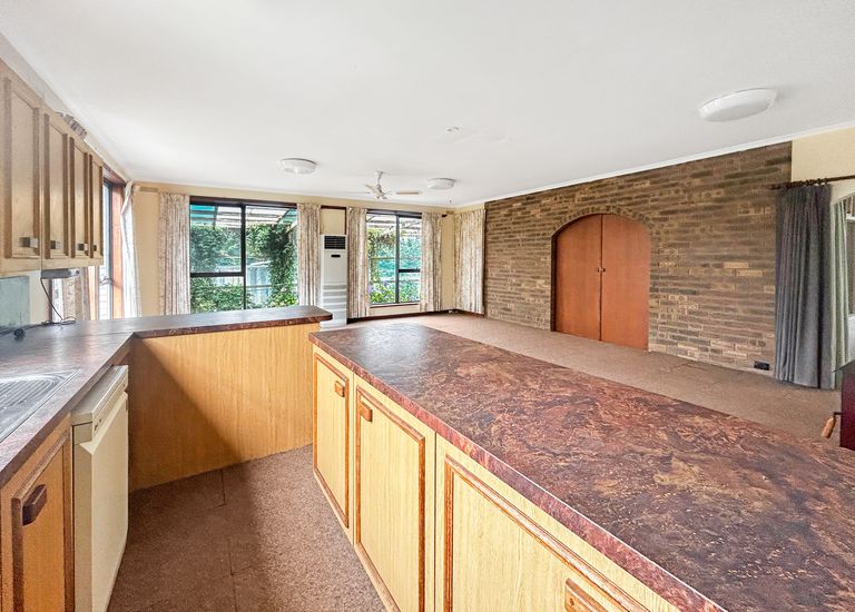 8303 Princes Highway, Allestree