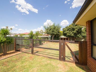 1 Tulloch Place, Dubbo