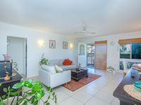 7 Wyclif Avenue, Springwood