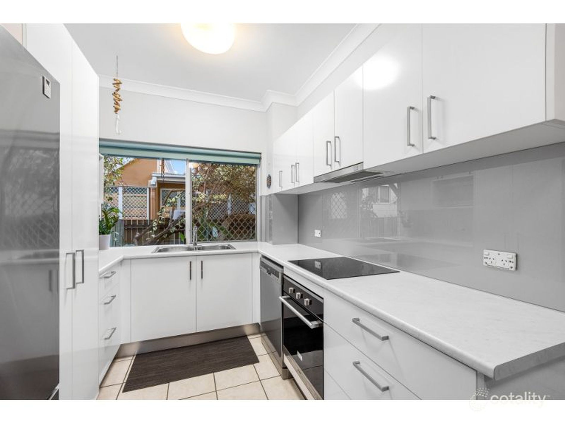 1 / 30-32 Ramilles Street, Mount Coolum
