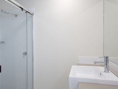 2 / 96 Lamington Drive, Redbank Plains