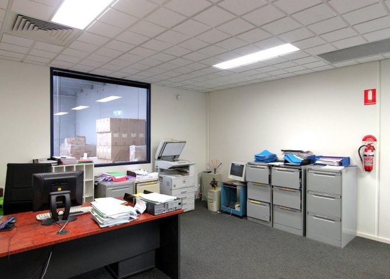 F2 / 2A Westall Road, Clayton
