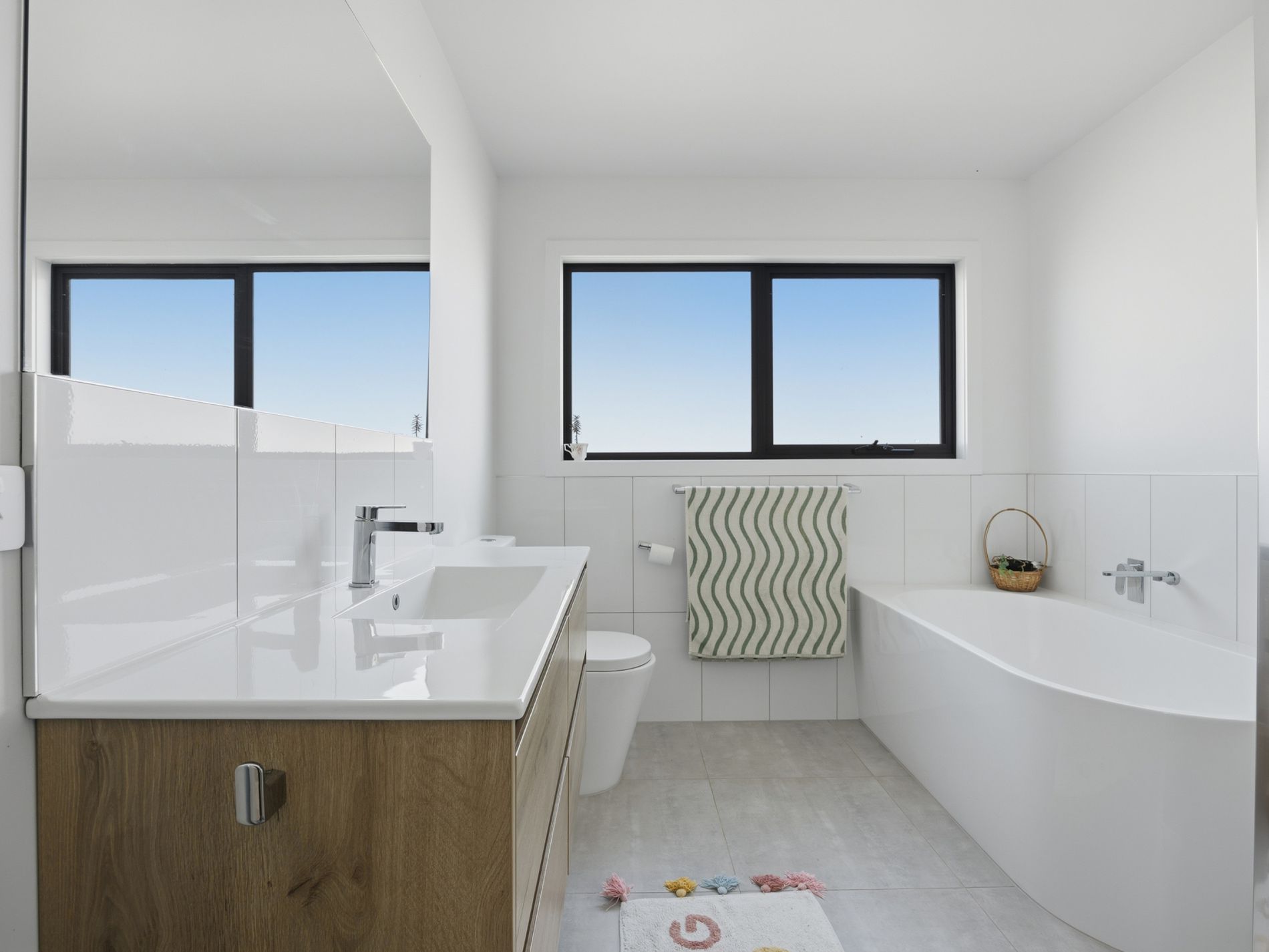 43 Greens Beach Road, Beaconsfield