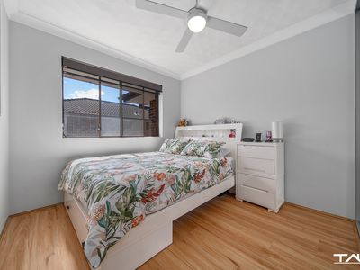 11 / 27 Park Avenue, Westmead