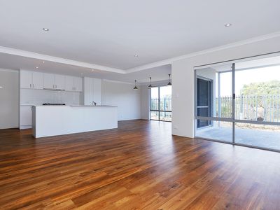 12 Monclair Pass, Currambine