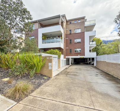 8 / 44-46 Jenner Street, Baulkham Hills